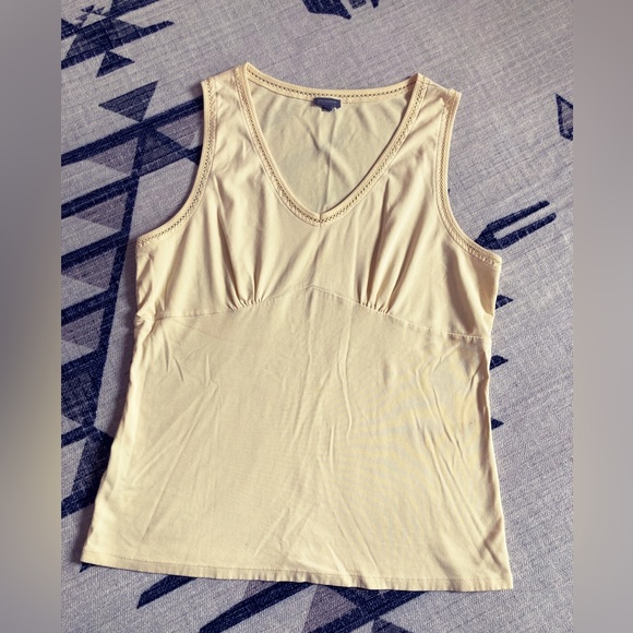 Ann Taylor Tank, L - Picture 1 of 9